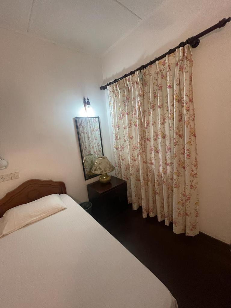 Kandy Inn Madugalle'S Family Guest House 外观 照片