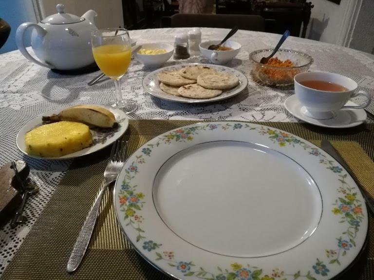 Kandy Inn Madugalle'S Family Guest House 外观 照片